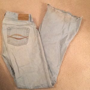 Abercrombie kids size 16 jeans light wash